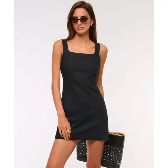 Abercrombie & Fitch Womens Mini Dress Wide Strap Back Smocked Black Size Medium - Picture 1 of 13